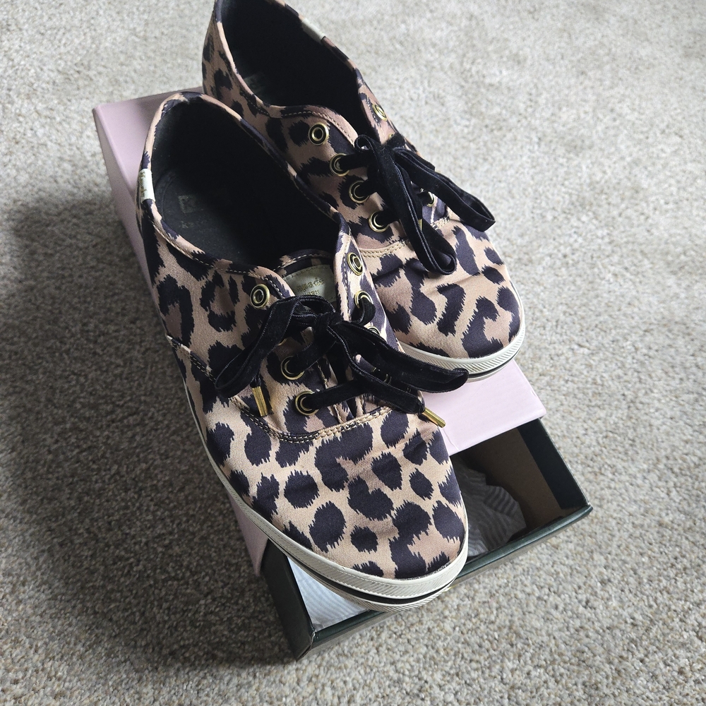 Leopard Print Women's Sneakers with Black Details